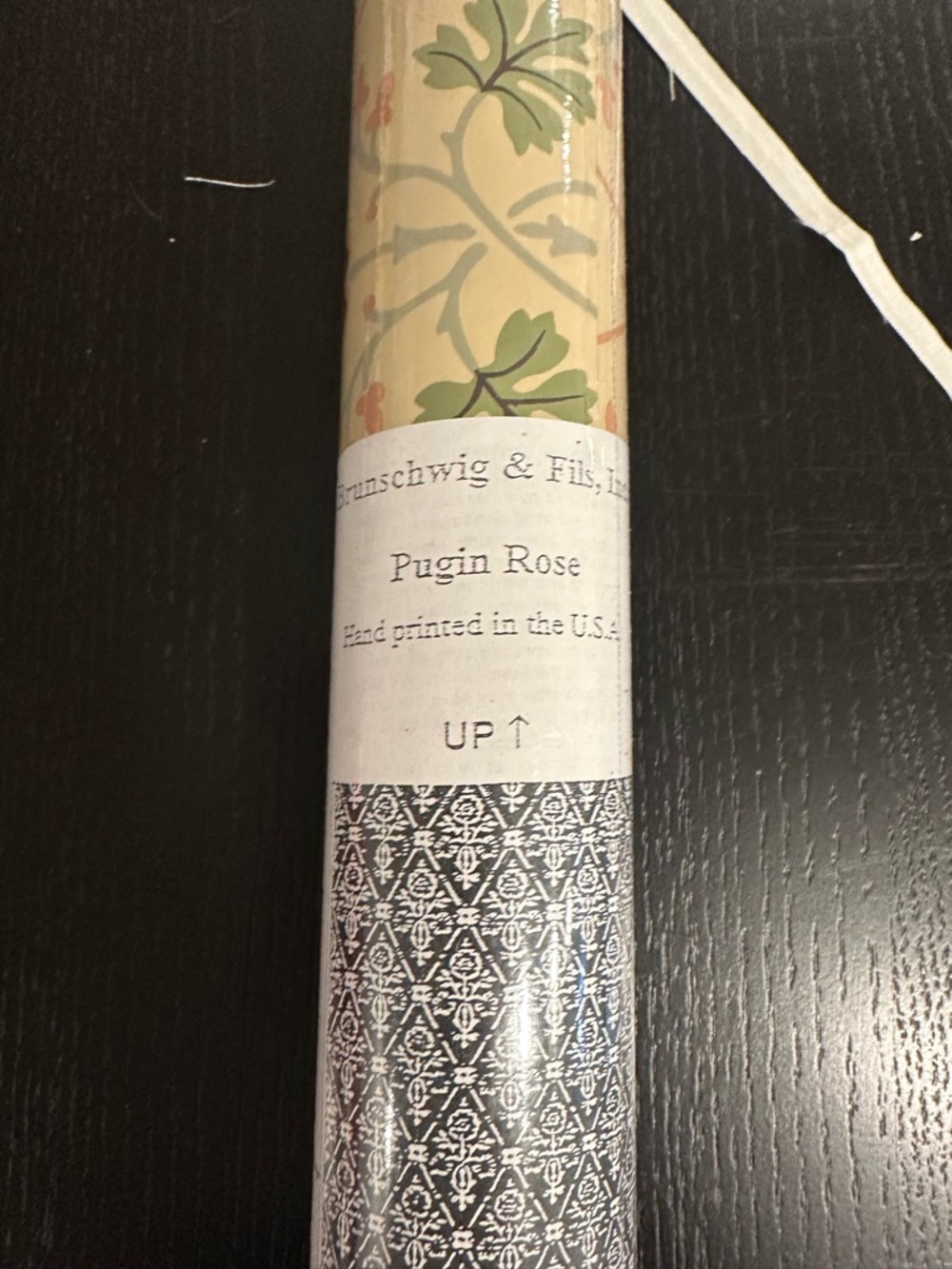 Brunshwig & Fils Designer Pugin Rose Wallpaper - RARE Floral wallpaper